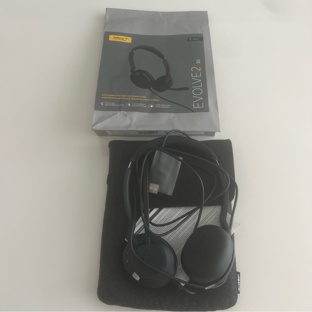 Jabra Evolve2 30 Black Headset